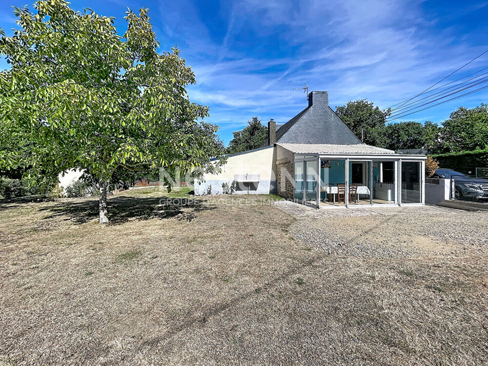 EXCLUSIVITÉ - Maison à vendre entre bourg et campagne de Surzur