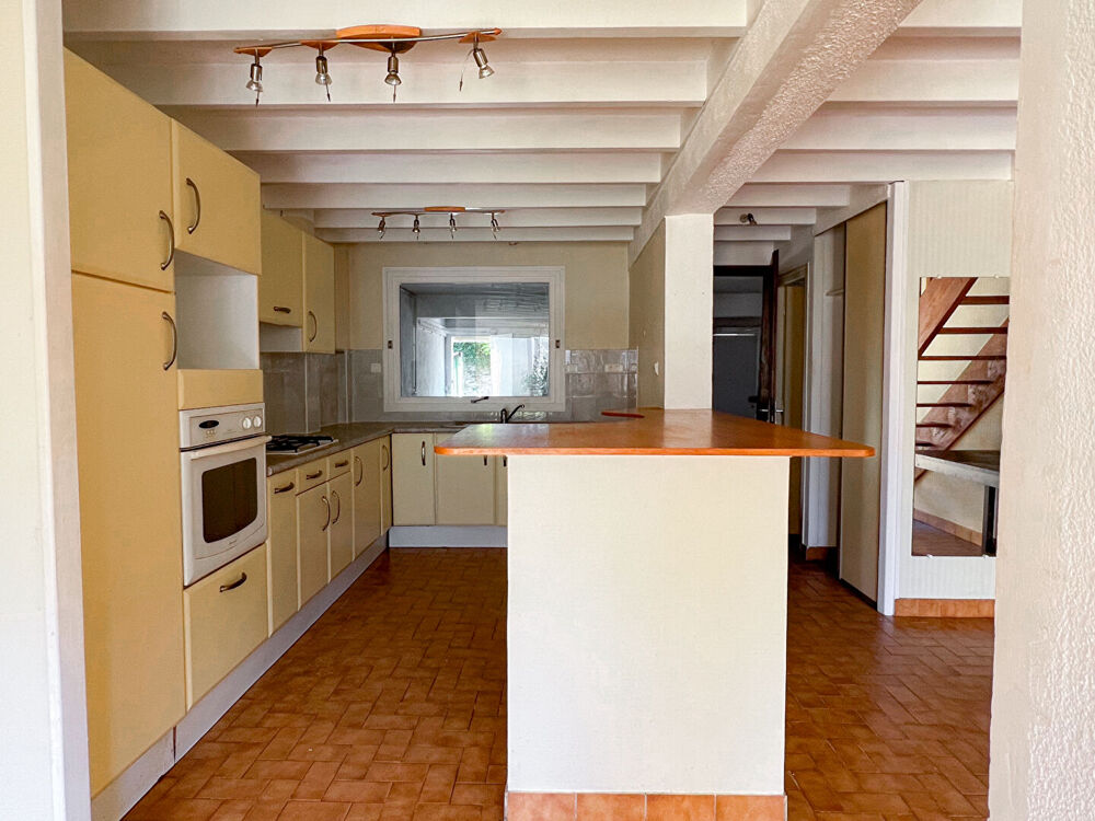 Vente Maison Maison 5 pièces à vendre à Angers - Secteur La Madeleine Angers