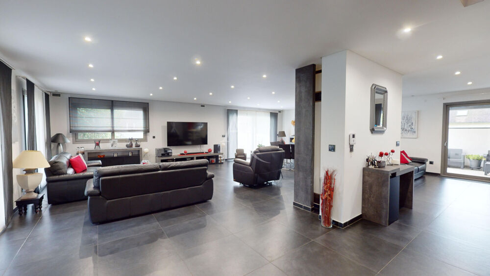 Maison contemporaine familiale - 10 pièces 309 m² - terrain de 800m2
