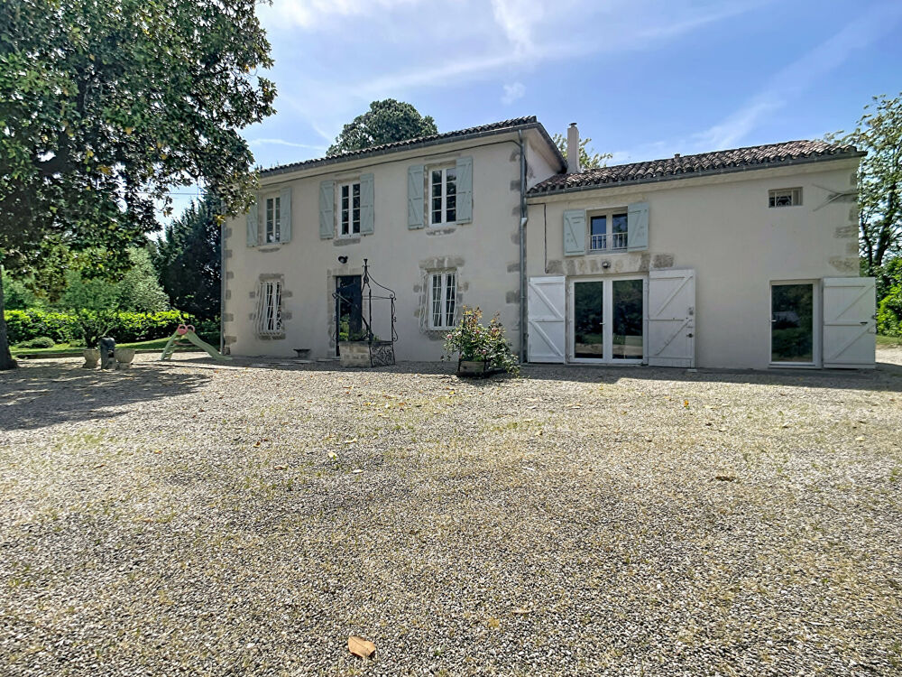 Maison de maître exceptionnelle à vendre à Nérac - 5 chambres, piscine, grand terrain
