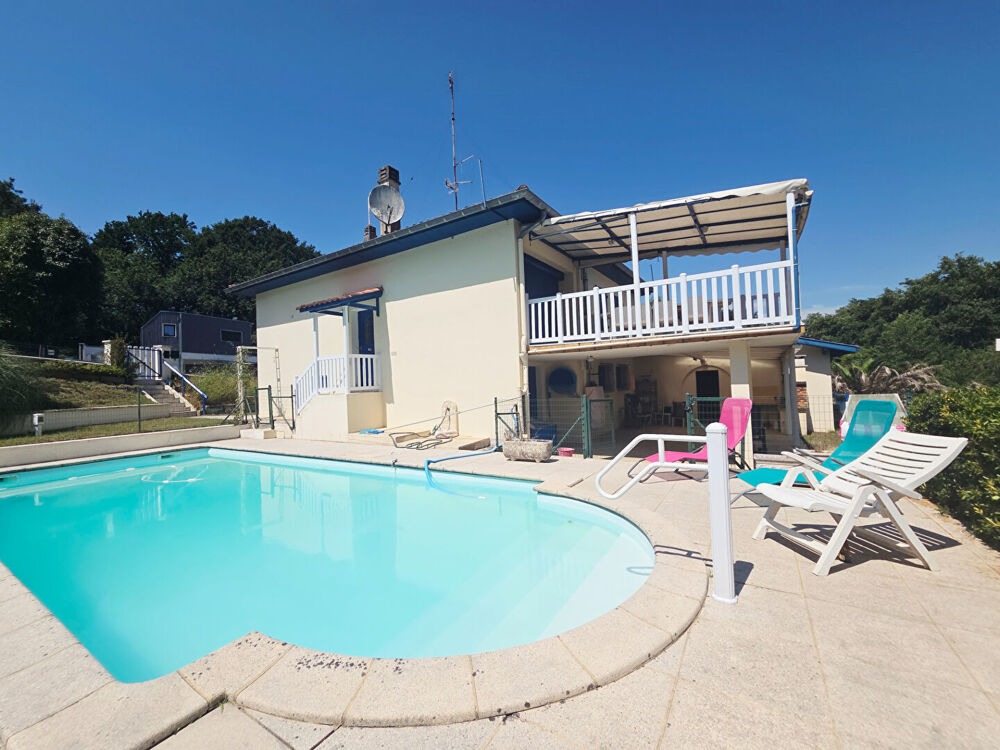 Tarnos ? Maison individuelle 134 m² avec piscine
