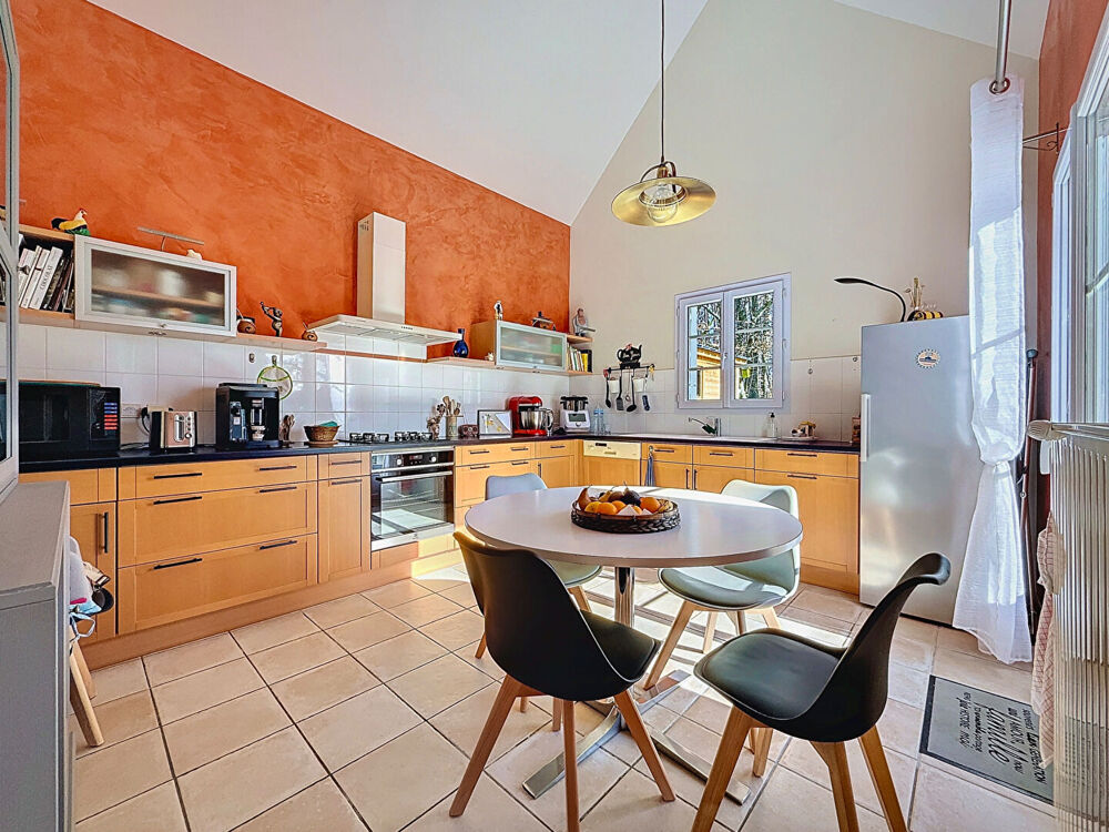 Maison tourangelle 133 m² habitables à Saint-Avertin - 4 chambres, garage, terrain 700 m²