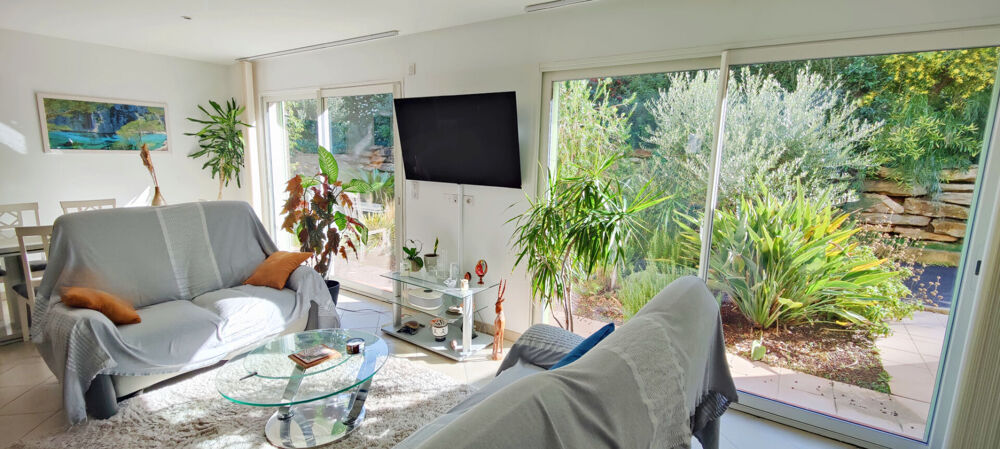 � vendre  Maison Saint-Cyr-sur-Mer (83270)