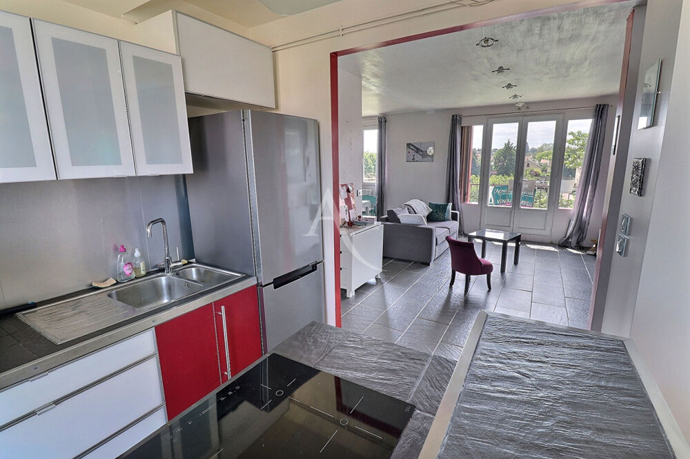 Vente Appartement Appartement Le Mesnil Le Roi 4 pièce(s) 69.11 m2 Maisons laffitte