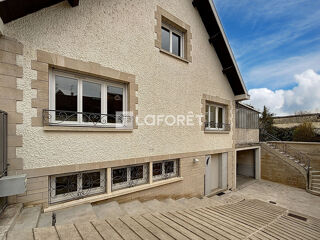  Maison � vendre 8 pi�ces 210 m�