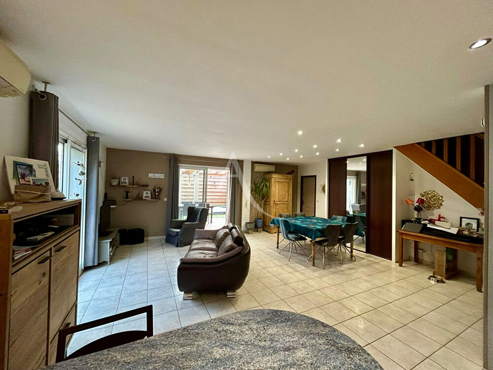 Vente Maison Belle villa 3 faces sur parcelle de 398m2 3 chambres, piscine / grand garage Cabestany