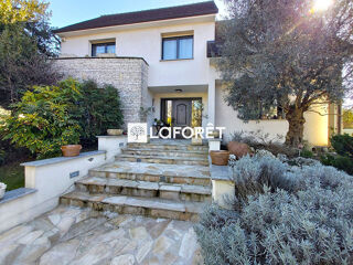  Maison  vendre 11 pices 250 m