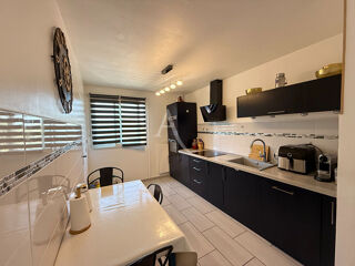  Appartement  vendre 4 pices 76 m