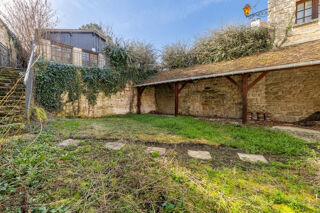 Villa à vendre 15 + pièces 549 m²