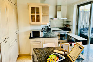  Appartement  vendre 7 pices 185 m Versailles