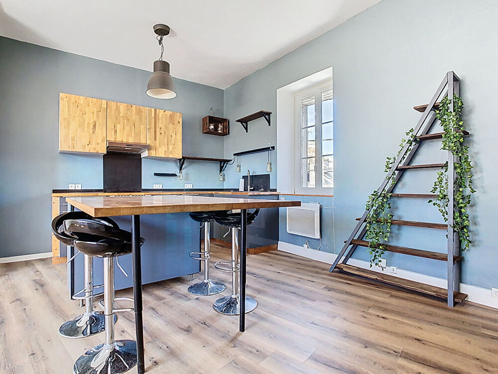 Appartement T2 , 50 m² avec cave, quartier de St-Donatien