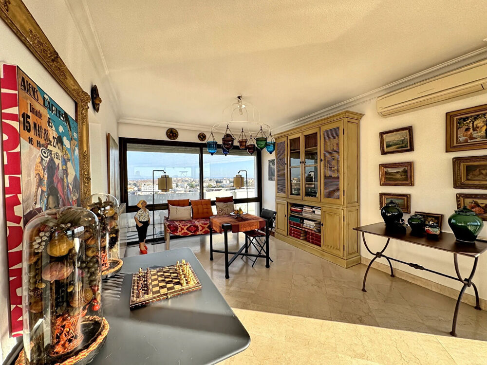 Magnifique Appartement en dernier étage extra muros 138m²