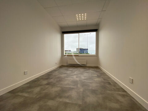 Local professionnel en plein centre de Fromentine 11.90 m&sup2; 450 85550 La barre de monts