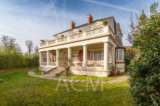  Villa � vendre 9 pi�ces 350 m�