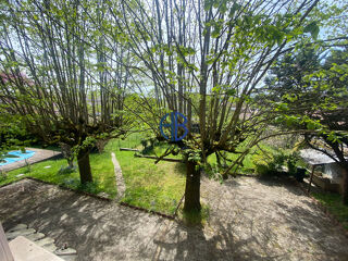  Maison � vendre 9 pi�ces 210 m�