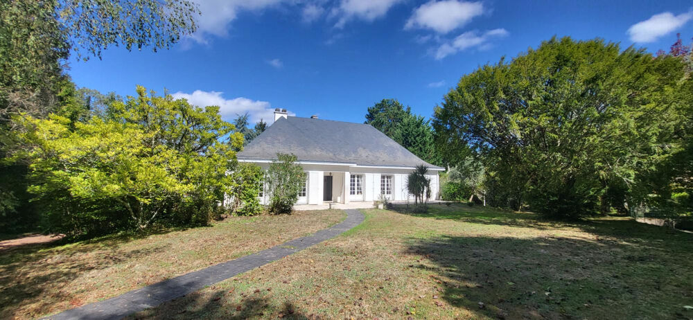 Vente Maison Maison  8 pièce(s) Sautron