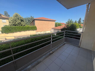  Appartement à louer 3 pièces 71 m²