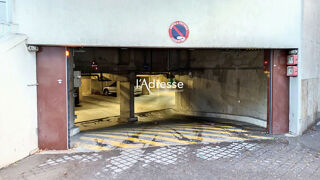  Parking / Garage  vendre 