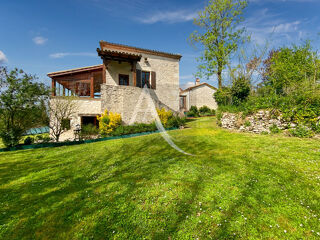  Maison  vendre 8 pices 200 m