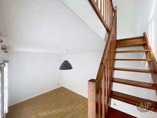  Appartement à louer 2 pièces 37 m²