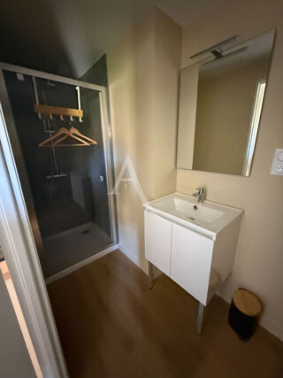  Appartement à louer 1 pièce 18 m²