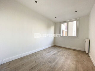  Appartement à louer 3 pièces 57 m²