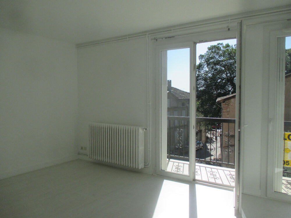 Location Appartement CAUSSADE Appartement 3 pièces(s) - 63m² Caussade