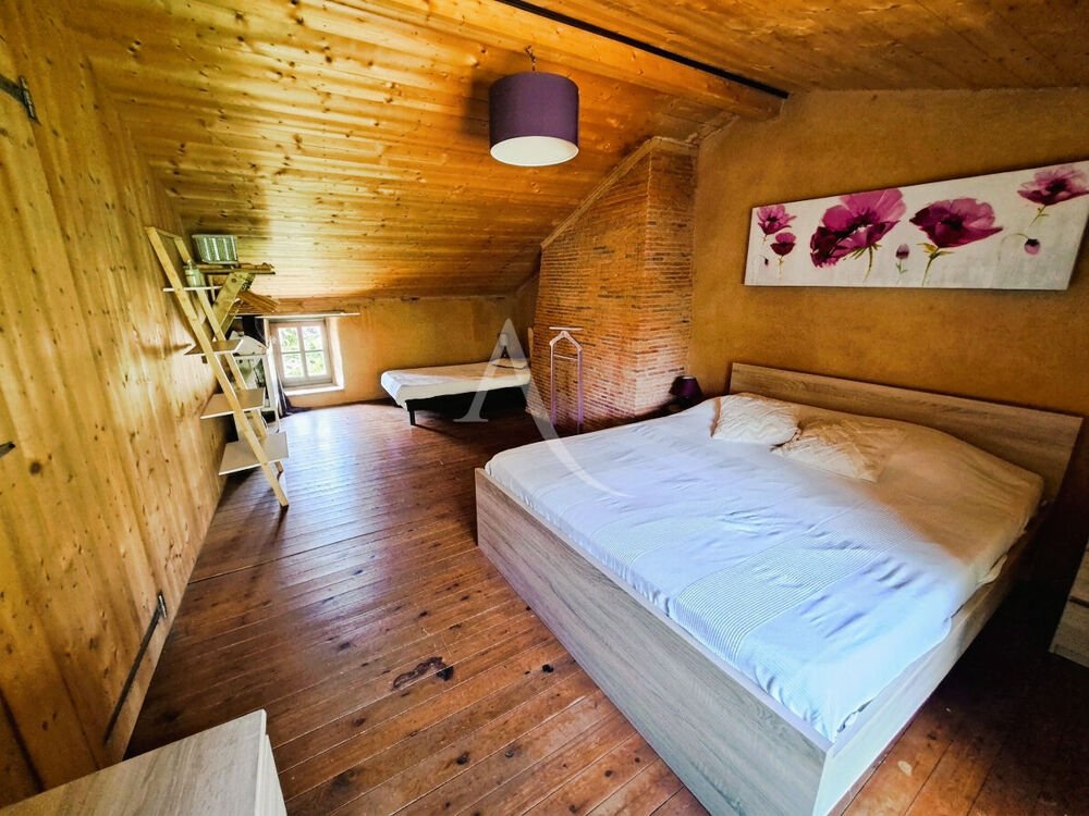 Vente Maison Maison Sigournais 8 pièce(s) 191 m2 Pouzauges