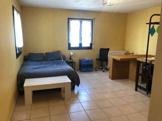  Appartement à louer 1 pièce 28 m²