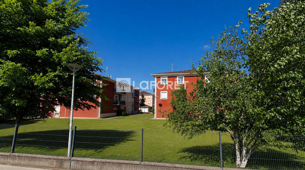 Location Appartement Appartement T2 équipé avec balcon, cave et parking, 49.09 m² Bourg en bresse