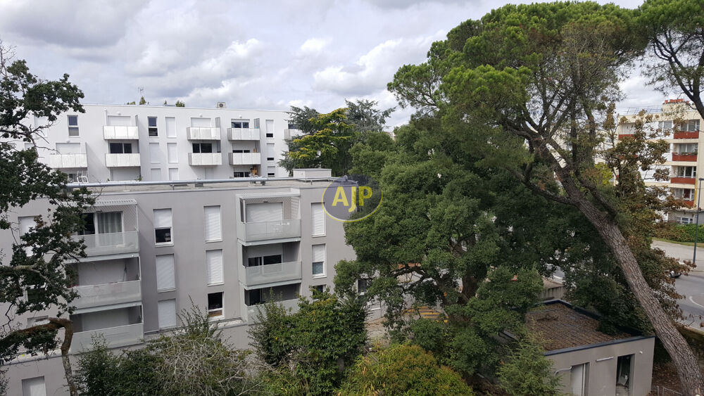 Location Appartement Nantes 1 pièce(s) 29.85 m2 Bd Pierre de Coubertin Nantes