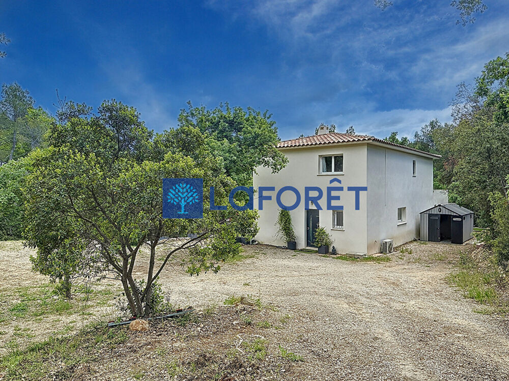 Maison d'exception à vendre à Draguignan - 7 pièces, 6 chambres, 2500 m² de terrain