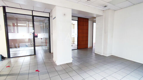   Local commercial Macon 390 m2 