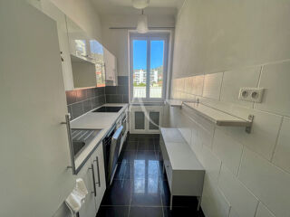  Appartement à louer 2 pièces 38 m²