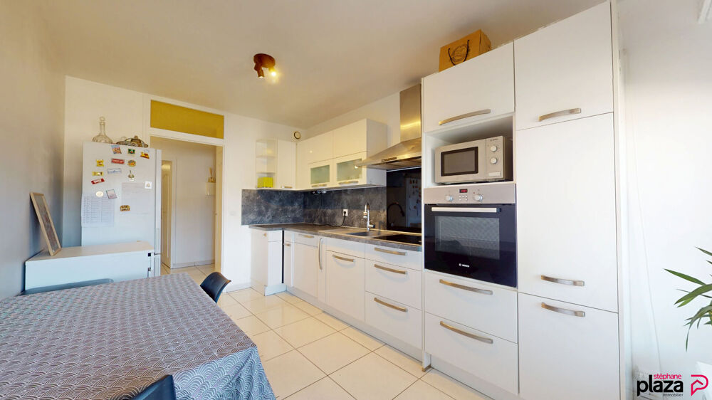 Appartement T4 de 93 m² avec garage