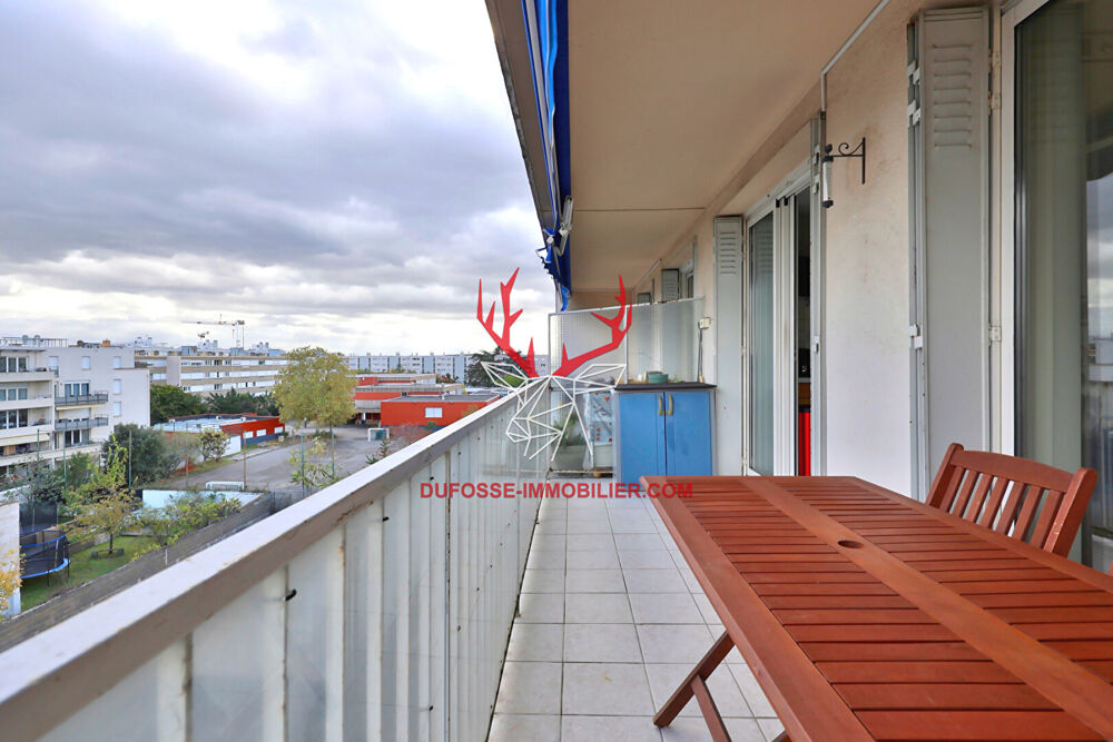 Vente Appartement BRON : EXCLUSIVITÉ : Appartement T4 76 m² dernier étage avec balcon, Bron