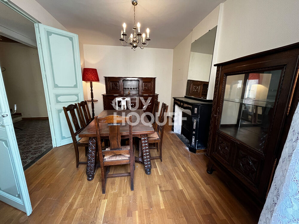 Maison à vendre à HOMPS - 7 pièces, 5 chambres, bon état