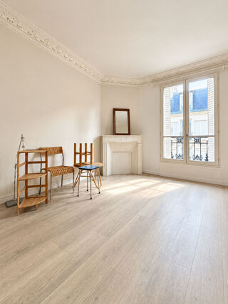 Vente Appartement Appartement Paris 2 pièce(s) 43 m2 Paris 11