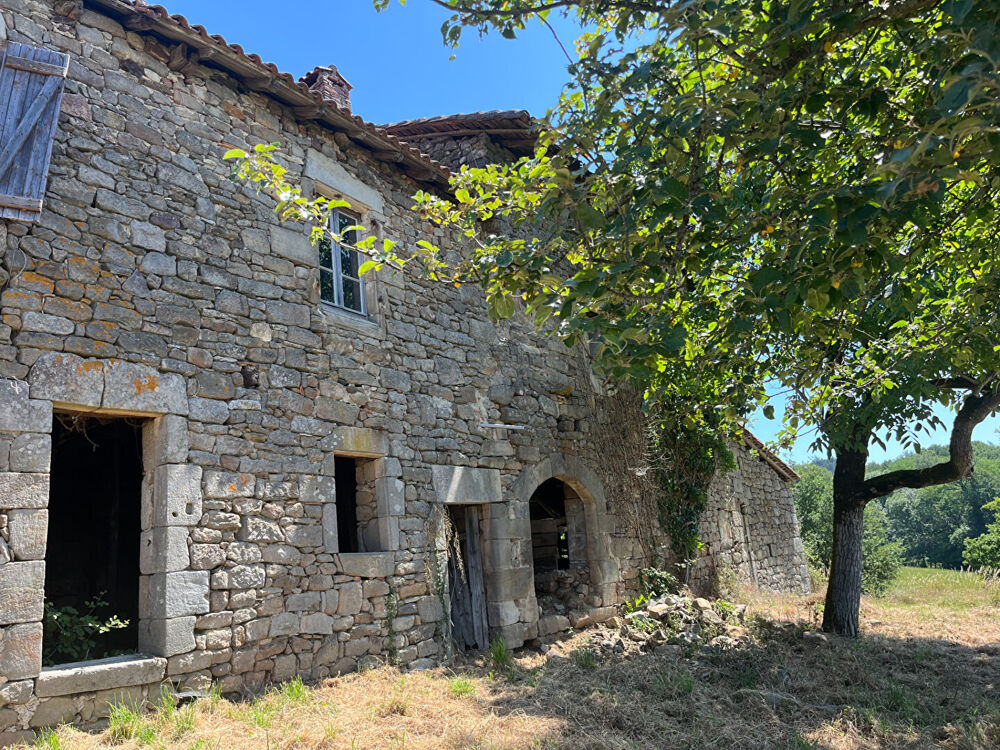 Aux portes de Figeac, un bien rare à rénover au coeur d'un environnement d'exception