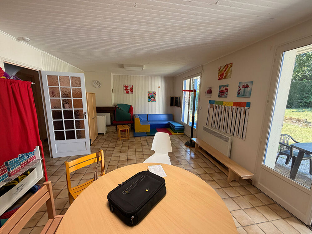Maison Montaigu plain-pied 3 chambres