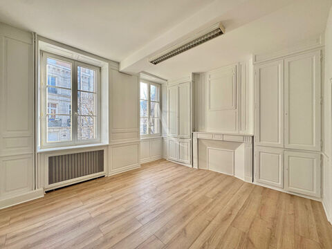 Local commercial Reims 220 m2 2500 51100 Reims