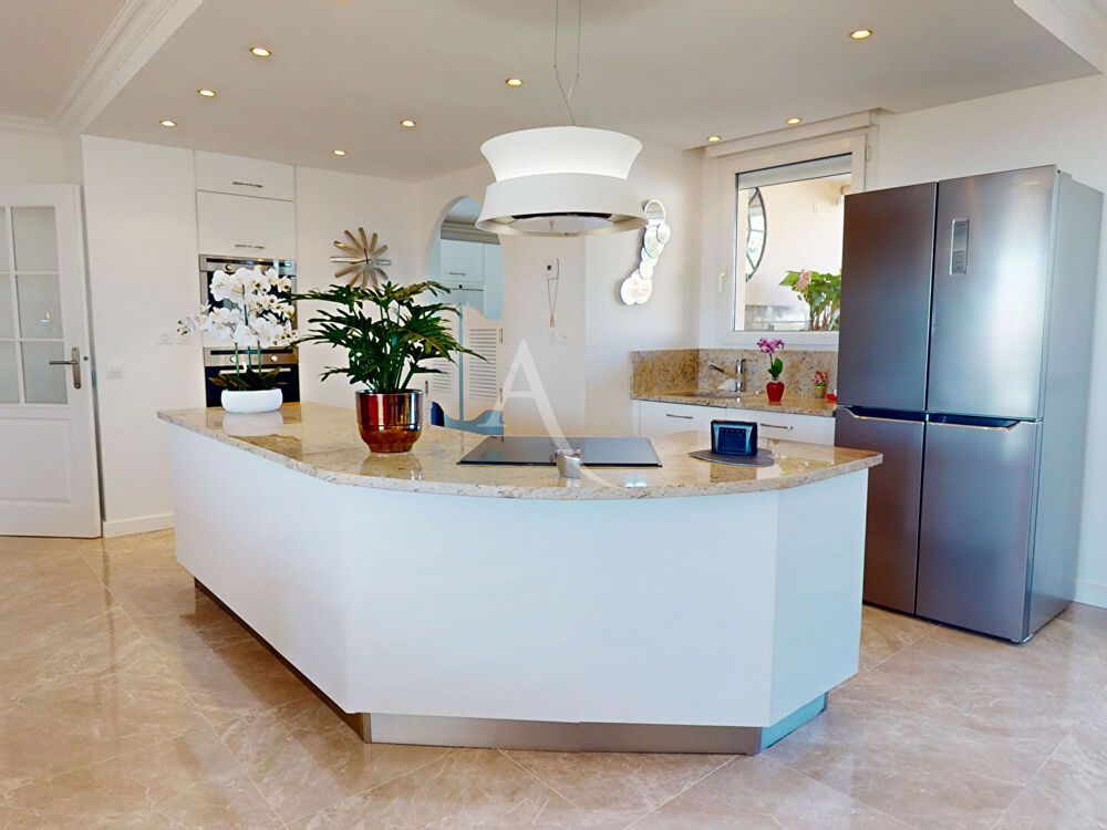 � vendre  Appartement S�te (34200)