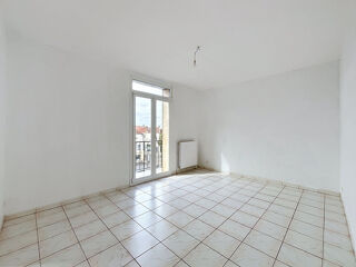  Appartement à louer 2 pièces 55 m²