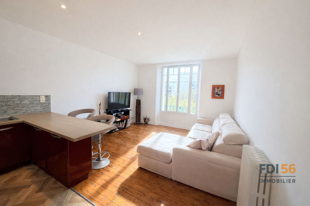 LORIENT CENTRE - APPARTEMENT TYPE II - BON ÉTAT GÉNÉRAL