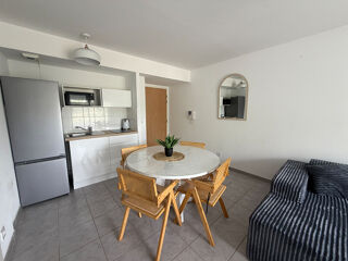  Appartement à louer 2 pièces 40 m²
