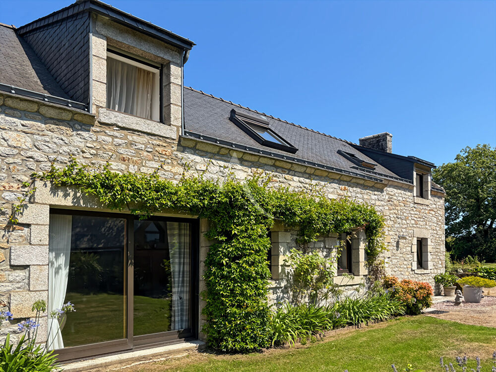 Saint-Avé, 10 min de Vannes, au calme de la campagne