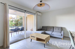  Appartement à louer 3 pièces 66 m²