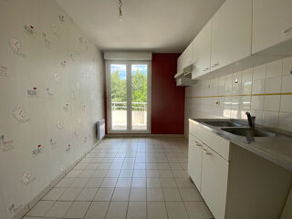  Appartement à vendre 4 pièces 82 m²