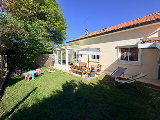  Maison à louer 5 pièces 115 m²