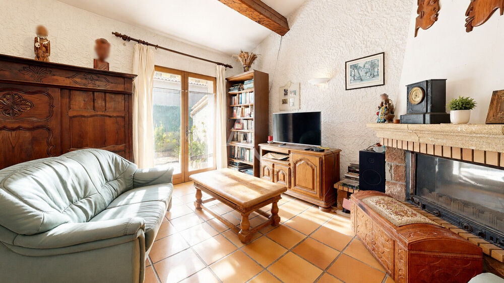 Vente Maison RARE À LA VENTE  SECTEUR RECHERCHÉ MAISON 3 CHAMBRES Carqueiranne